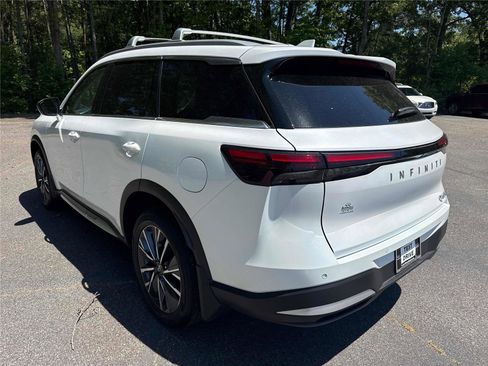 New 2027 INFINITI QX60 Luxe FWD image 8