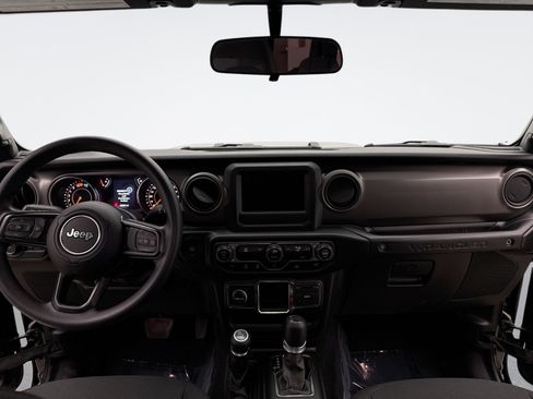 Used 2022 Jeep Wrangler Unlimited Sport image 14