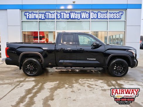 Used 2024 Toyota Tundra SR5 image 1