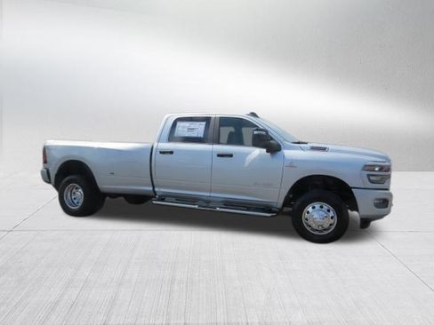 New 2026 RAM 3500 Big Horn AWD/4WD image 2