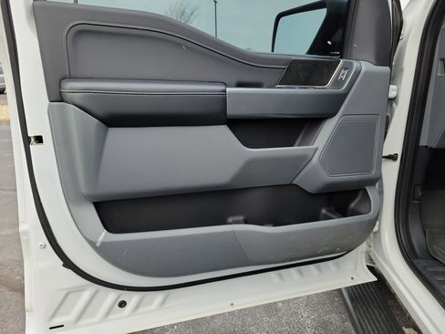 Used 2021 Ford F150 XLT w/ Equipment Group 301A Mid image 16