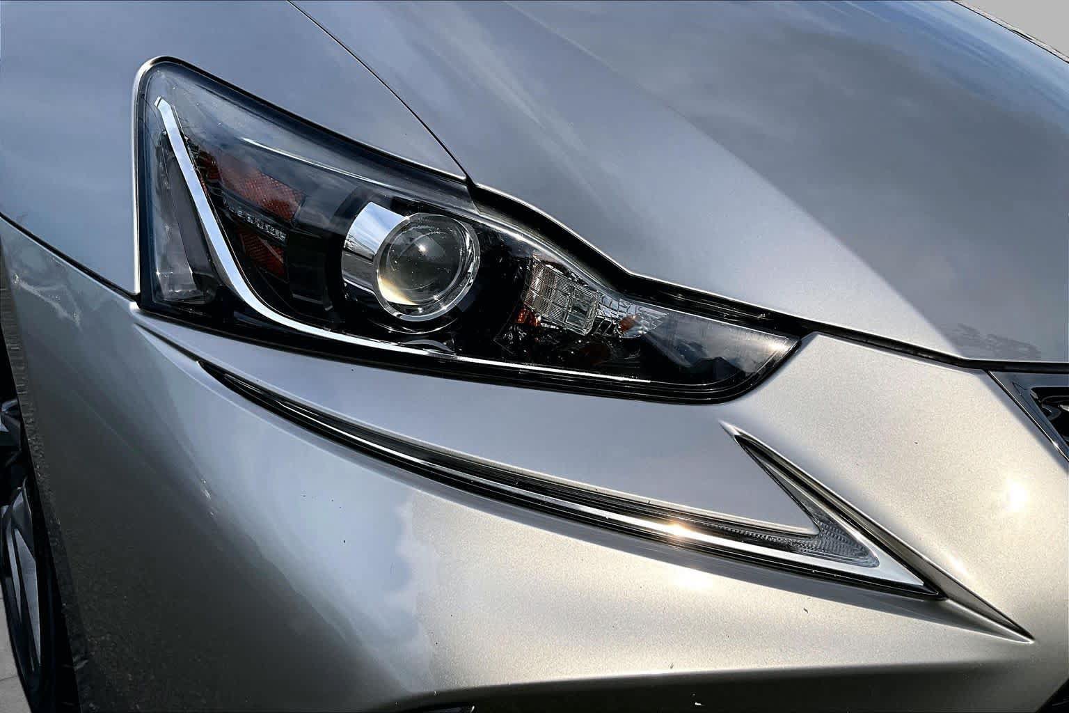 Used 2017 Lexus IS 300 F Sport w/ F Sport Package AWD/4WD image 28