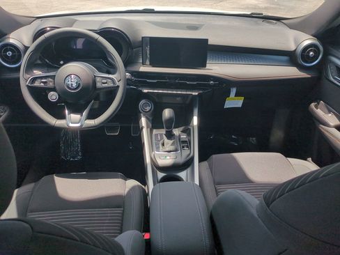 New 2025 Alfa Romeo Tonale image 13