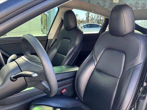 Used 2021 Tesla Model Y Performance image 24