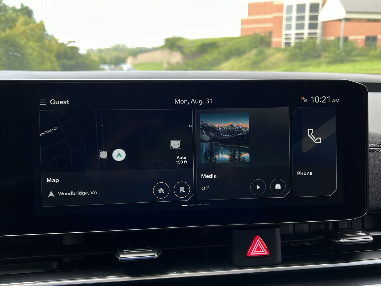 New 2027 Kia Carnival FWD image 26