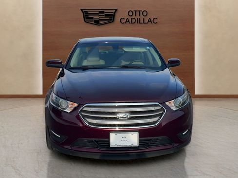 Used 2019 Ford Taurus SEL image 8