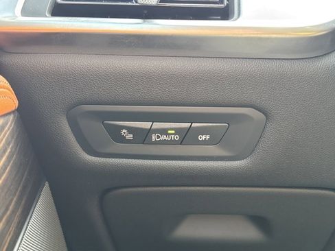 Certified 2025 BMW X5 sDrive40i image 19