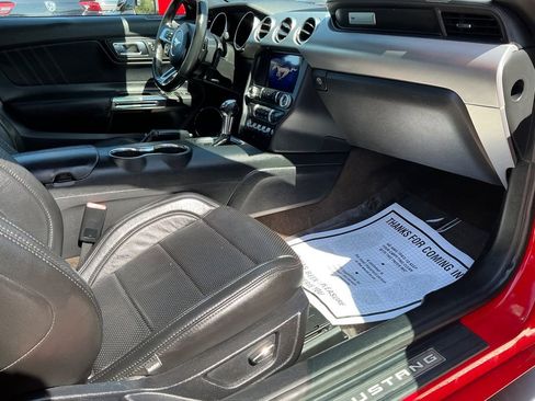 Used 2018 Ford Mustang Premium image 13