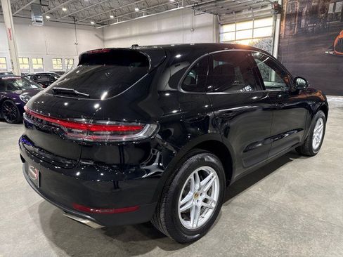 Used 2021 Porsche Macan image 3