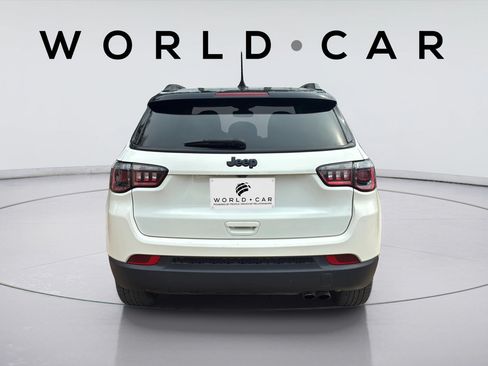 Used 2021 Jeep Compass Latitude FWD image 7