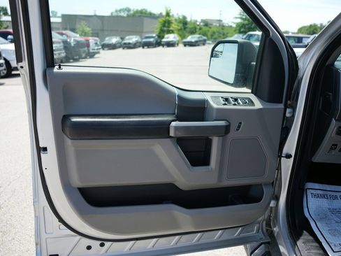 Used 2019 Ford F150 XLT w/ Equipment Group 302A Luxury AWD/4WD image 14
