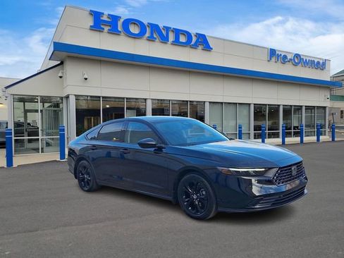 Used 2025 Honda Accord SE image 3