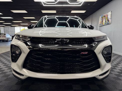 Used 2021 Chevrolet TrailBlazer RS image 3