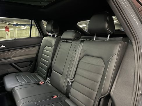 Used 2023 Volkswagen Atlas Cross Sport SEL Premium R-Line AWD/4WD image 23