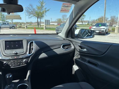 Used 2021 Chevrolet Equinox LT image 49