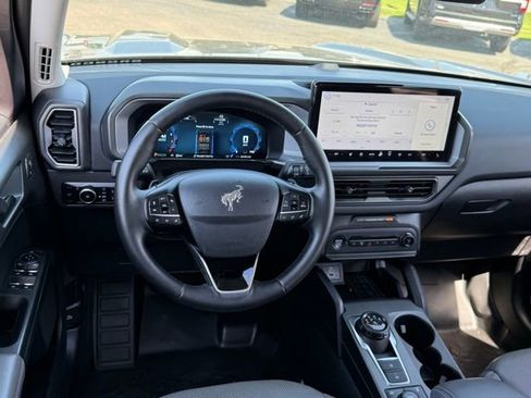 Used 2025 Ford Bronco Sport Badlands AWD/4WD image 5