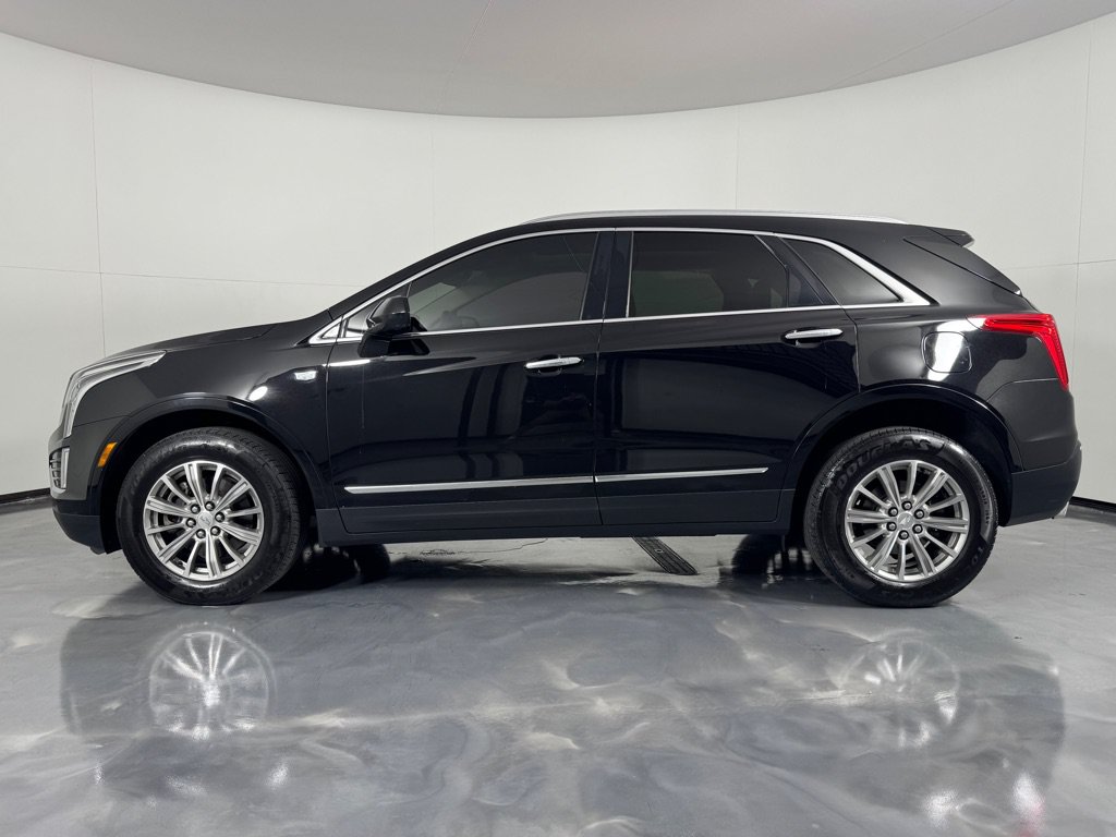 Used 2017 Cadillac XT5 Luxury w/ Driver Awareness Package AWD/4WD image 8