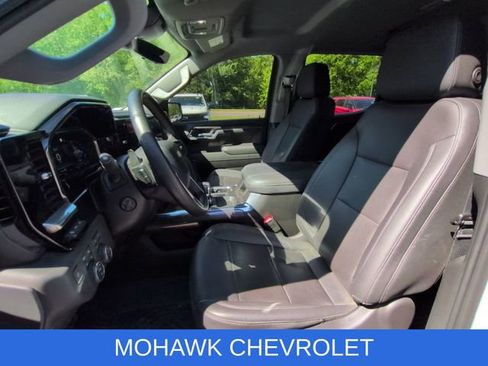 Used 2023 Chevrolet Silverado 1500 LTZ AWD/4WD image 10
