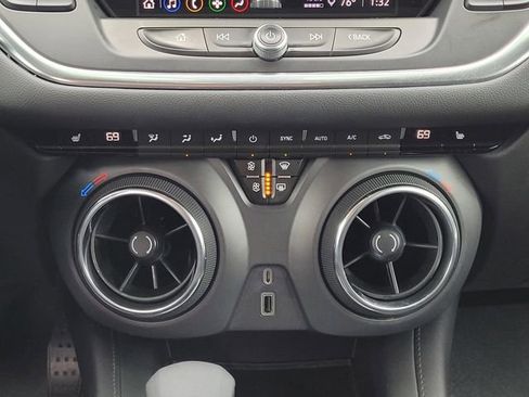 Used 2021 Chevrolet Blazer LT w/ Redline Edition FWD image 18