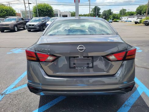 New 2026 Nissan Altima 2.5 SV FWD image 5