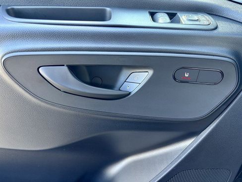New 2025 Mercedes-Benz Sprinter 2500 image 10