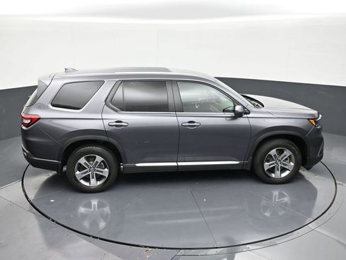 Used 2025 Honda Pilot EX-L image 15