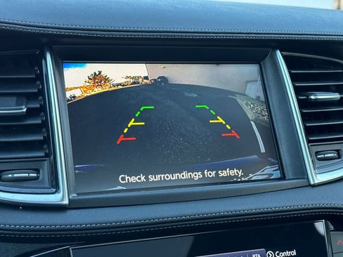 Used 2019 INFINITI QX50 Luxe w/ Navigation Package image 22