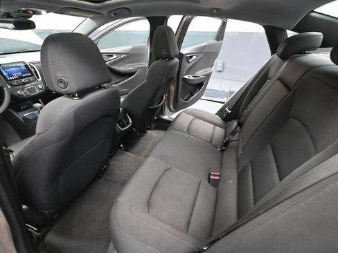 Used 2024 Chevrolet Malibu LT FWD image 38