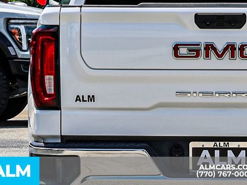 Used 2025 GMC Sierra 1500 SLT RWD image 13