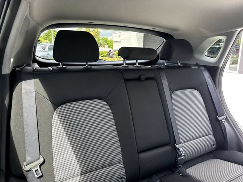 Used 2019 Hyundai Kona SEL FWD image 46