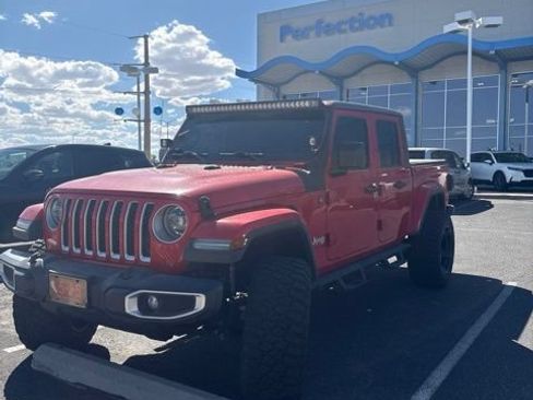 Used 2020 Jeep Gladiator Overland AWD/4WD image 1