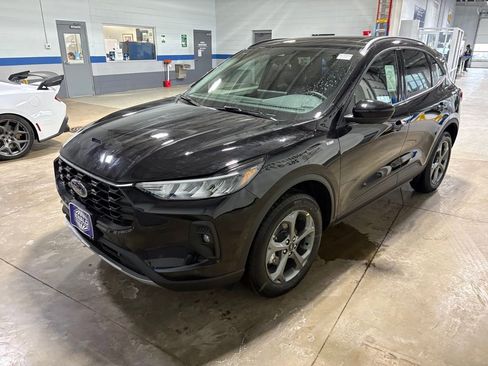 New 2026 Ford Escape ST-Line Select w/ Tech Pack #2 AWD/4WD image 4