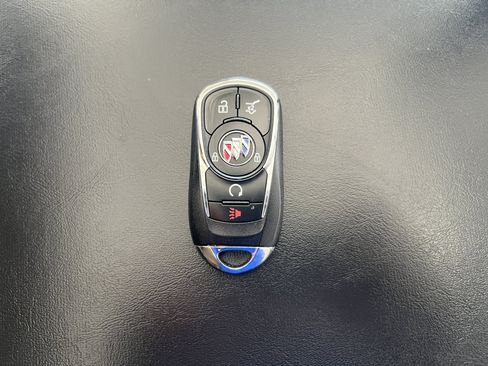 Used 2021 Buick Encore GX Essence w/ Advanced Technology Package FWD image 23