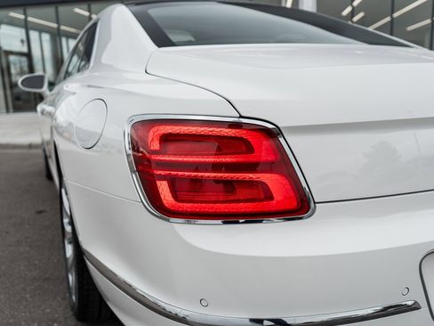 New 2026 Bentley Flying Spur image 12