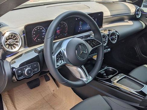 Certified 2025 Mercedes-Benz CLA 250 4MATIC image 3