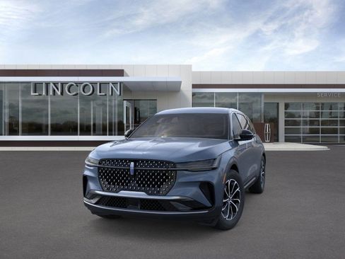 New 2025 Lincoln Nautilus Premier AWD/4WD image 2