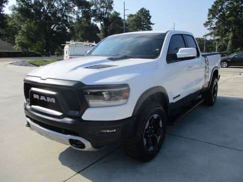 Used 2019 RAM 1500 Rebel w/ Rebel Level 2 Equipment Group AWD/4WD image 6