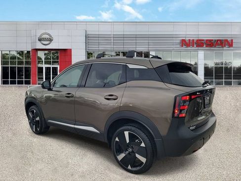 Certified 2026 Nissan Kicks SR FWD image 5