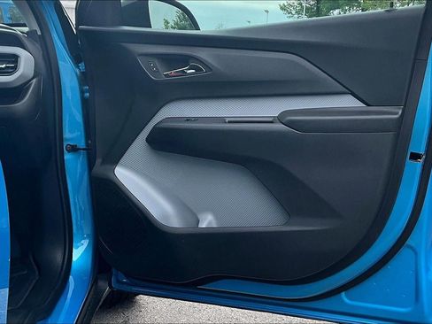 New 2027 Chevrolet Bolt RS w/ Technology Package FWD image 20