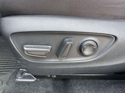 Used 2025 Toyota RAV4 XLE image 14