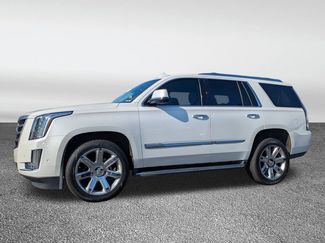 Used 2018 Cadillac Escalade Luxury video 1