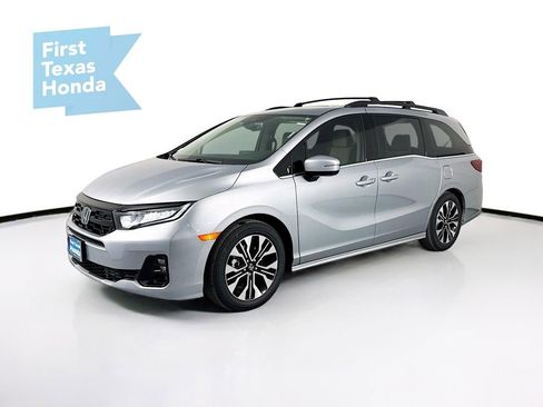New 2026 Honda Odyssey Elite image 3