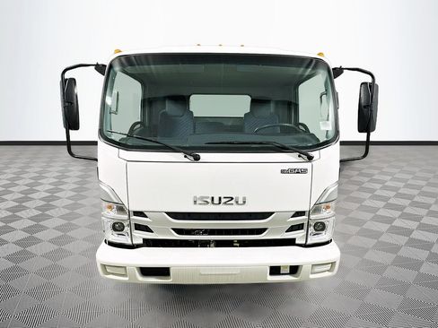 New 2026 Isuzu NPR RWD image 2