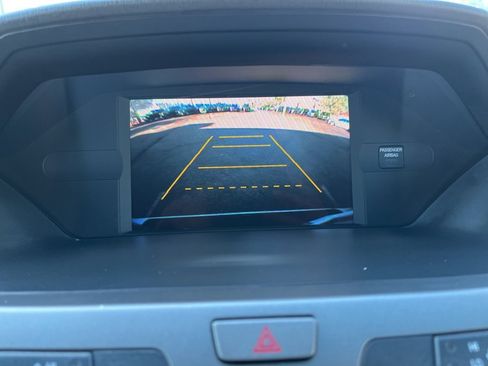 Used 2011 Honda Odyssey EX-L image 18