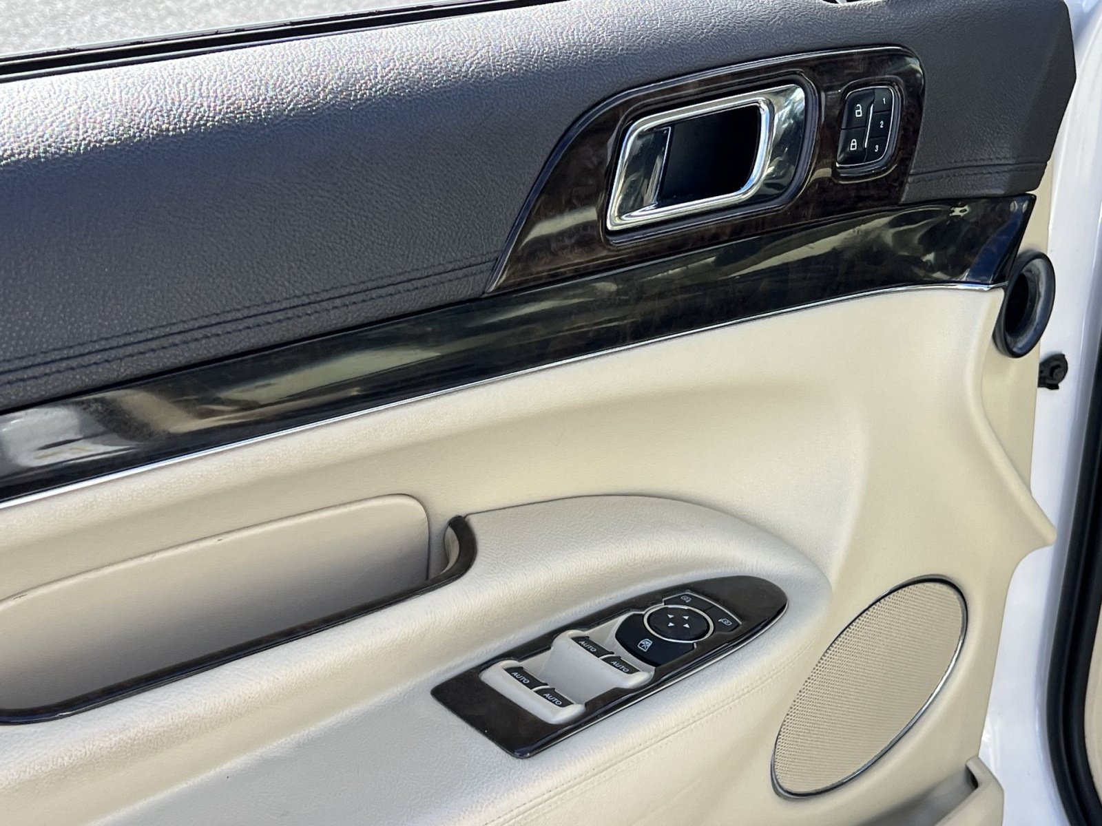 Used 2018 Lincoln MKT AWD w/ Technology Package image 23