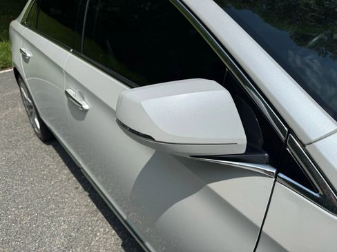 Used 2016 Cadillac XTS Luxury image 7