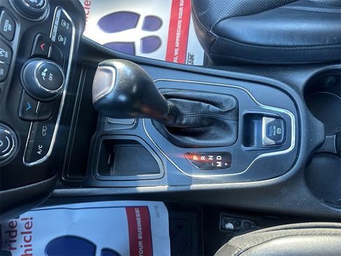 Used 2021 Jeep Cherokee Latitude Lux image 31