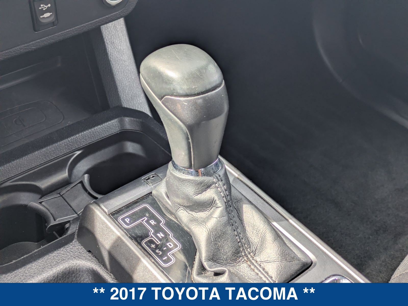 Used 2017 Toyota Tacoma TRD Off-Road w/ Tow Package (A/T) AWD/4WD image 33