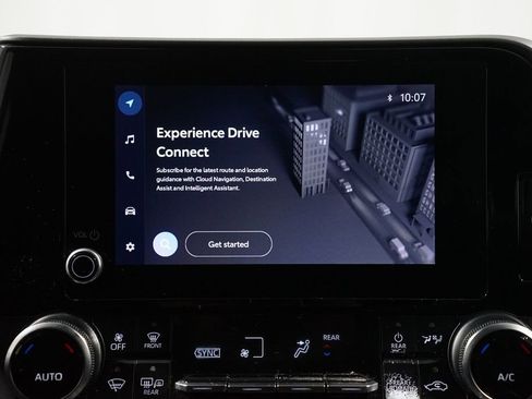 Certified 2023 Toyota Highlander L image 17