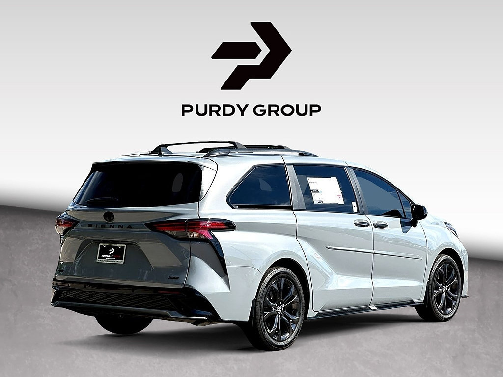 New 2026 Toyota Sienna XSE FWD image 8